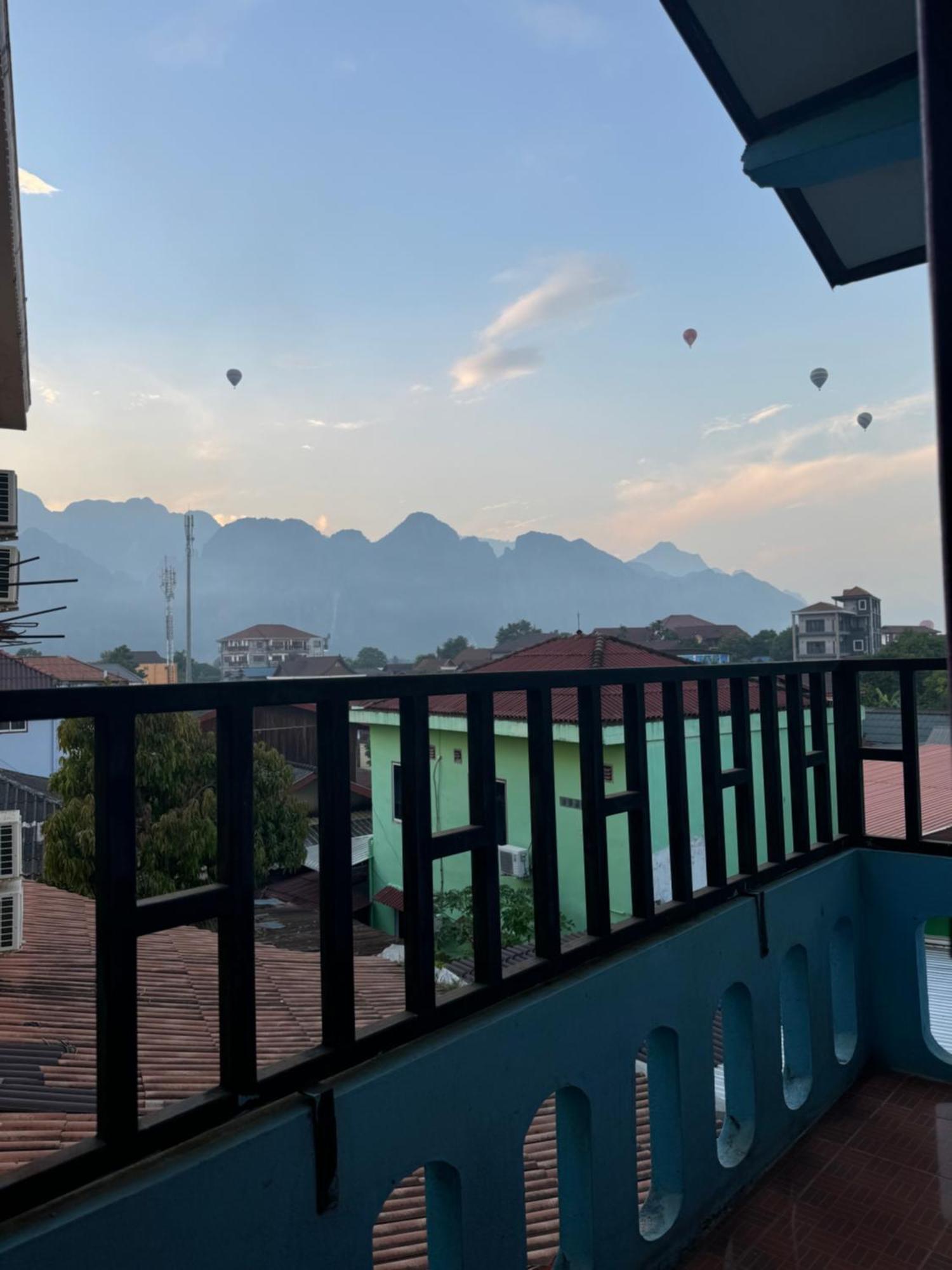 Vang Vieng Green Hotel Bagian luar foto