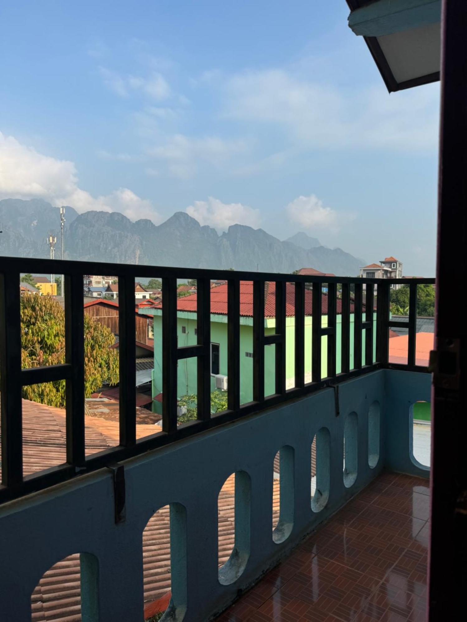Vang Vieng Green Hotel Bagian luar foto