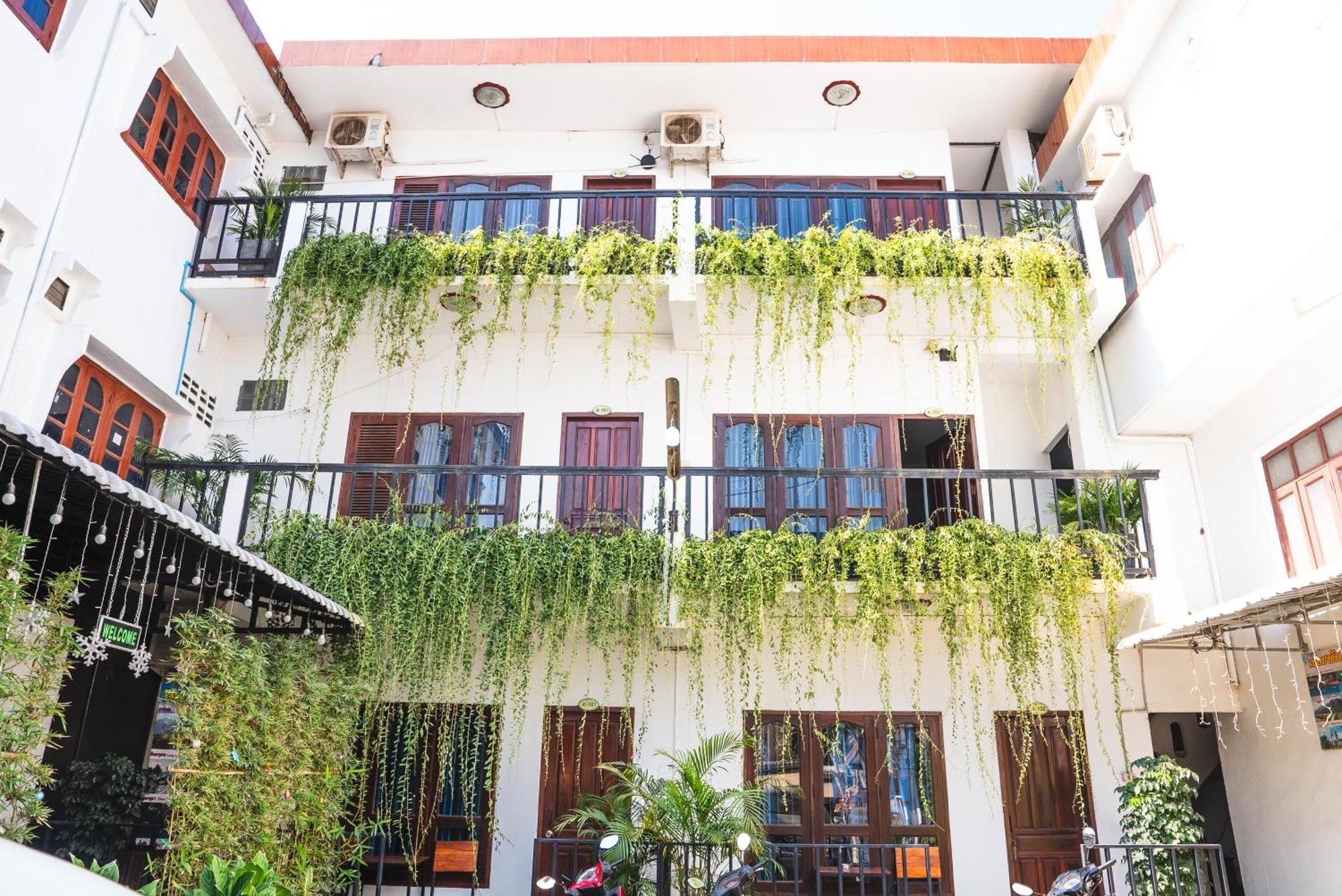 Vang Vieng Green Hotel Bagian luar foto